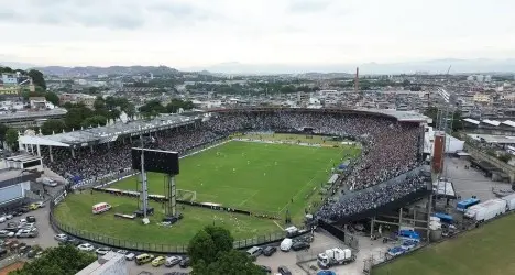 São Januário terá capacidade ampliada para Vasco x Palmeiras na Copa do Brasil
